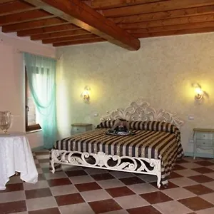  Alloggio per agriturismo Agriturismo Al Fuguler