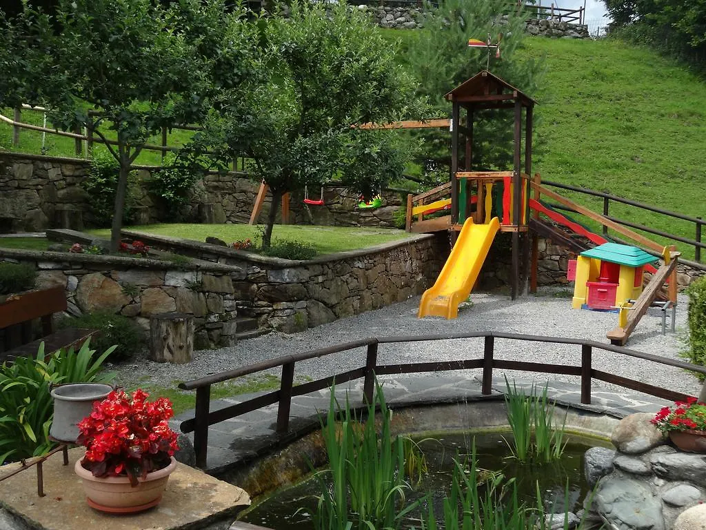 Alloggio per agriturismo Agriturismo Barcola Grandola ed Uniti